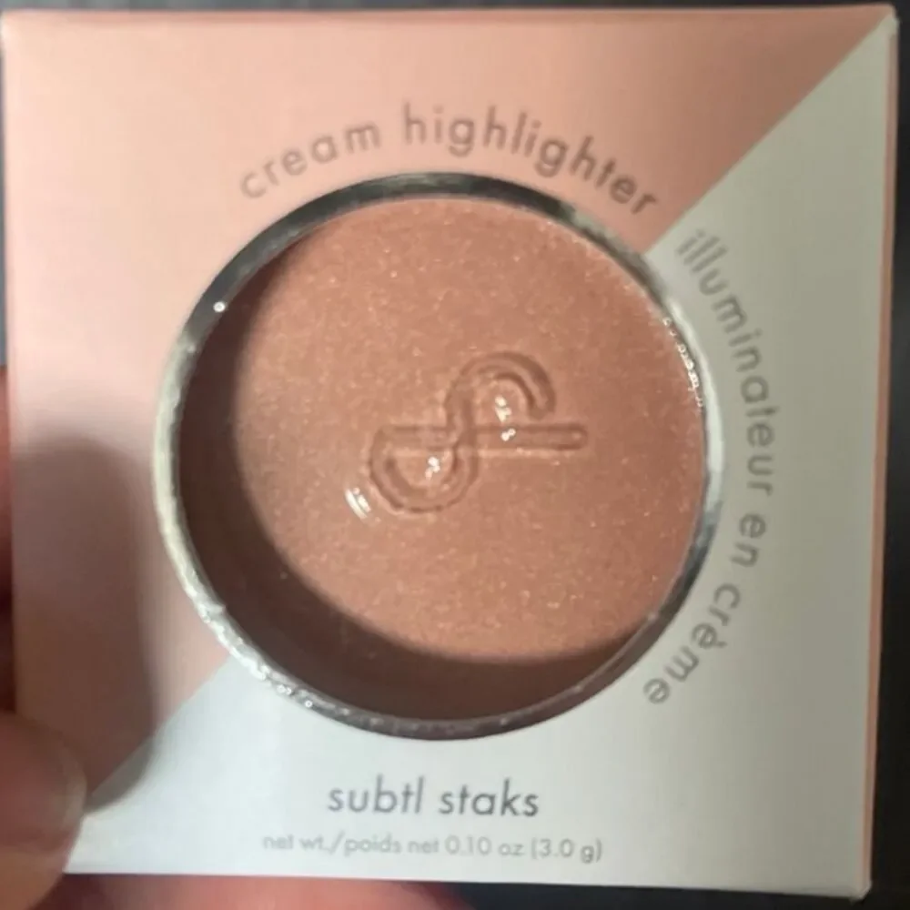 Subtl Beauty Stacks Bundle - BNIB (lip, bronzer, highlighter, mirror, lip brush)